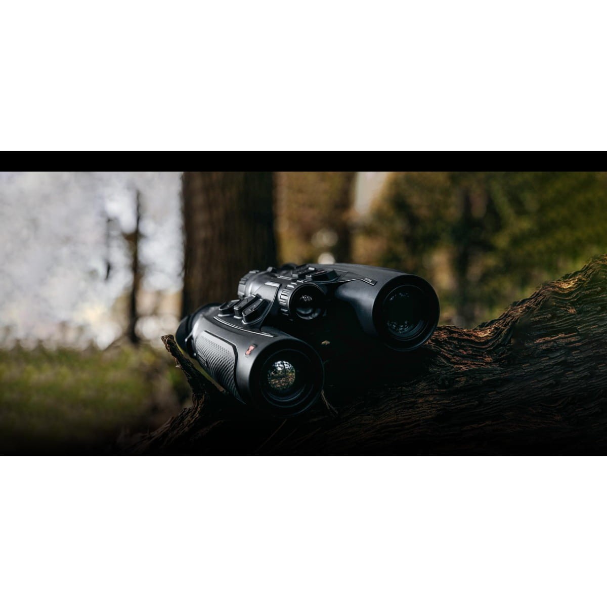 HikMicro HABROK 4K 2.0 - Multispektral Kikkert med termisk & 4K digital teknologi