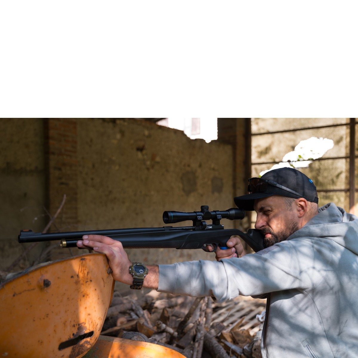 Stoeger XM1 S4 Suppressor Combo PCP luftgevær 4,5 mm
