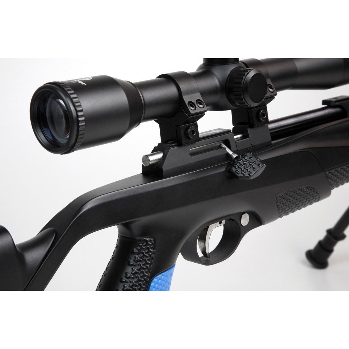 Stoeger XM1 S4 Suppressor Combo PCP luftgevær 4,5 mm