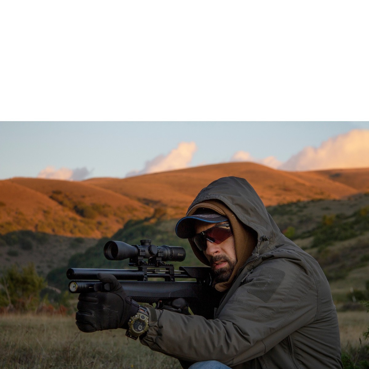 Stoeger XM1 Bullpup PCP luftgevær Combo 4,5 mm - 3-9x40 AO + 2 magasiner